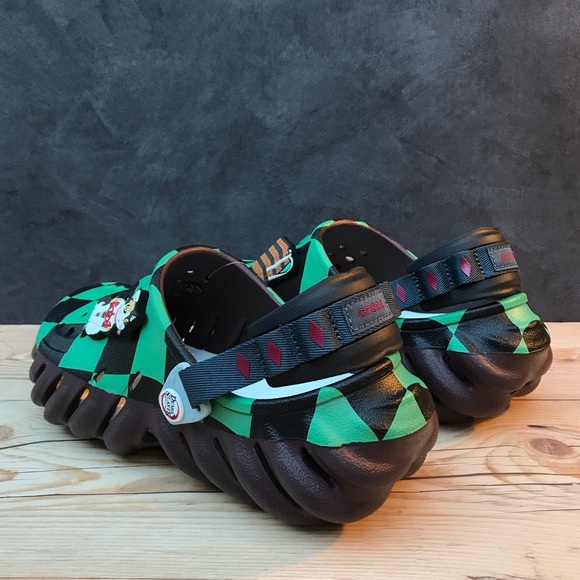 Crocs Demon Slayer Tanjiro Echo Clog - Picture 10 of 16